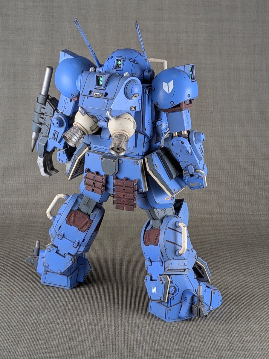 terasawa9876's tweet photo. ＃24ATフォトコンテスト応募
作品名　ストライクドッグ
使用キット　PLAMAX 1/24 ストライクドッグ
説明　キットが素晴らしいので、ディテールアップを中心に、追加のパイルバンカー等はプラ板とプラパイプで製作しました。ほぼ青1色のキットなので、白と赤（赤茶）を差し色として入れてみました。 https://t.co/2HVeZ40kbI