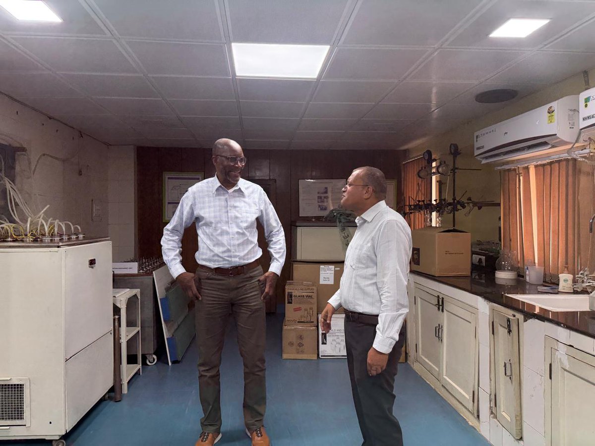 Dr. Olufemi Osidele, Chief Executive Officer of the Hydrologic Research Center, USA, visited the Nuclear Hydrology Laboratory. The visit provided an excellent opportunity for scientific interaction and exchange of ideas on emerging challenges and innovations in hydrology, water