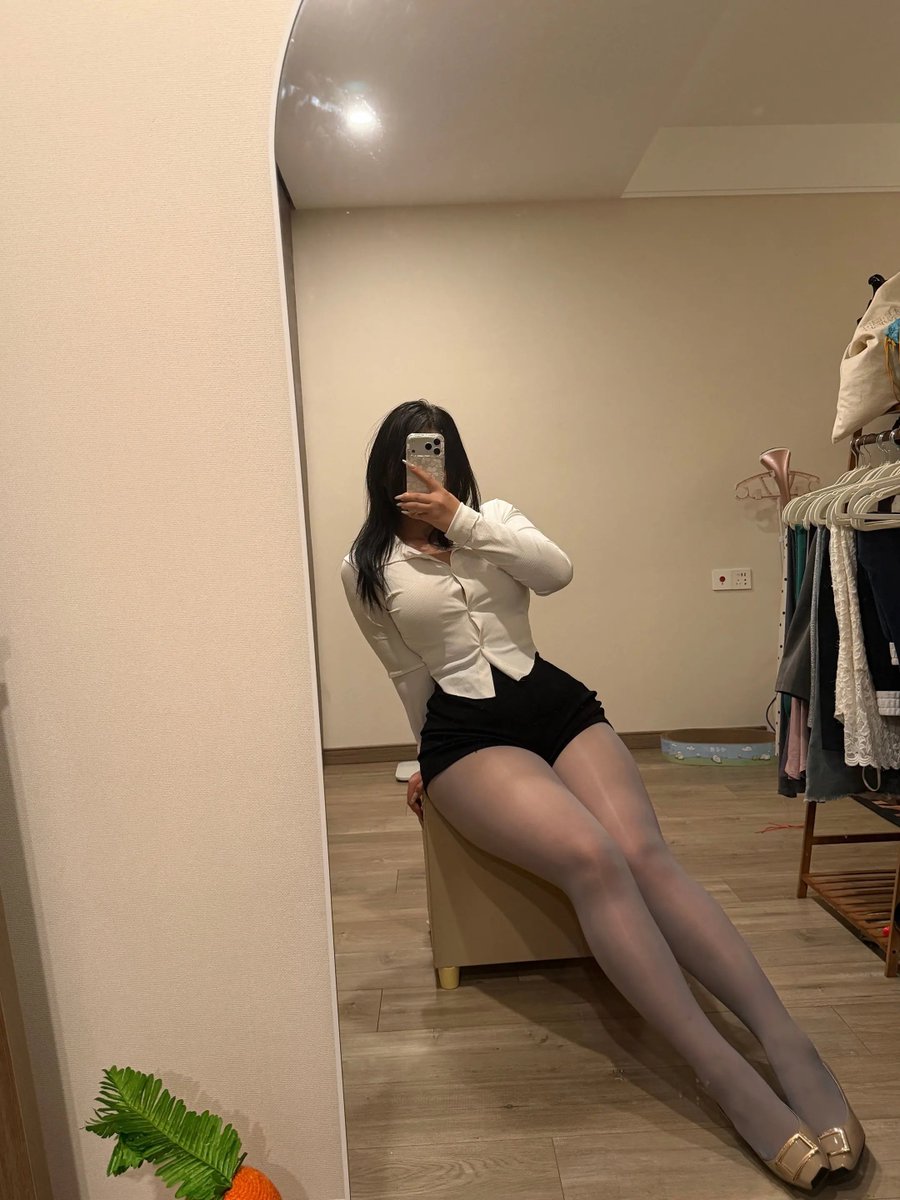 青云 tweet media