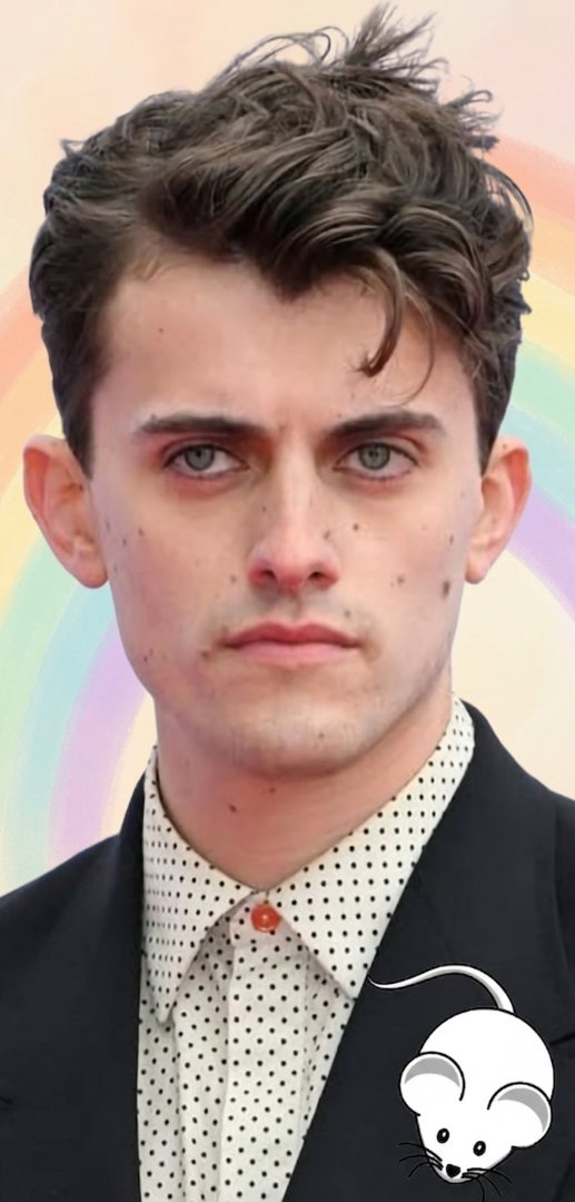 LukeyNewtsVibes's tweet photo. Look who left Prague to be at the BAFTAs looking awfully bored! #NicolaCoughlan's rat rainbow twink aka #TheNepoBaby needs to know that making yourself noticeable doesn't work good if you have a shitty ass attitude, putting up your grumpy facade
#JakeDunn #Closeted #LavenderLove https://t.co/IYZ57vqpYd