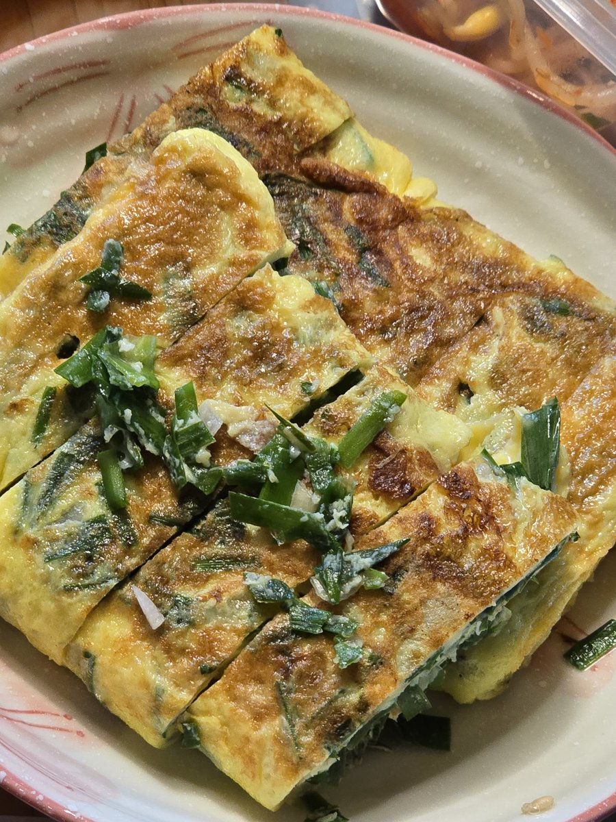 밥티 tweet media
