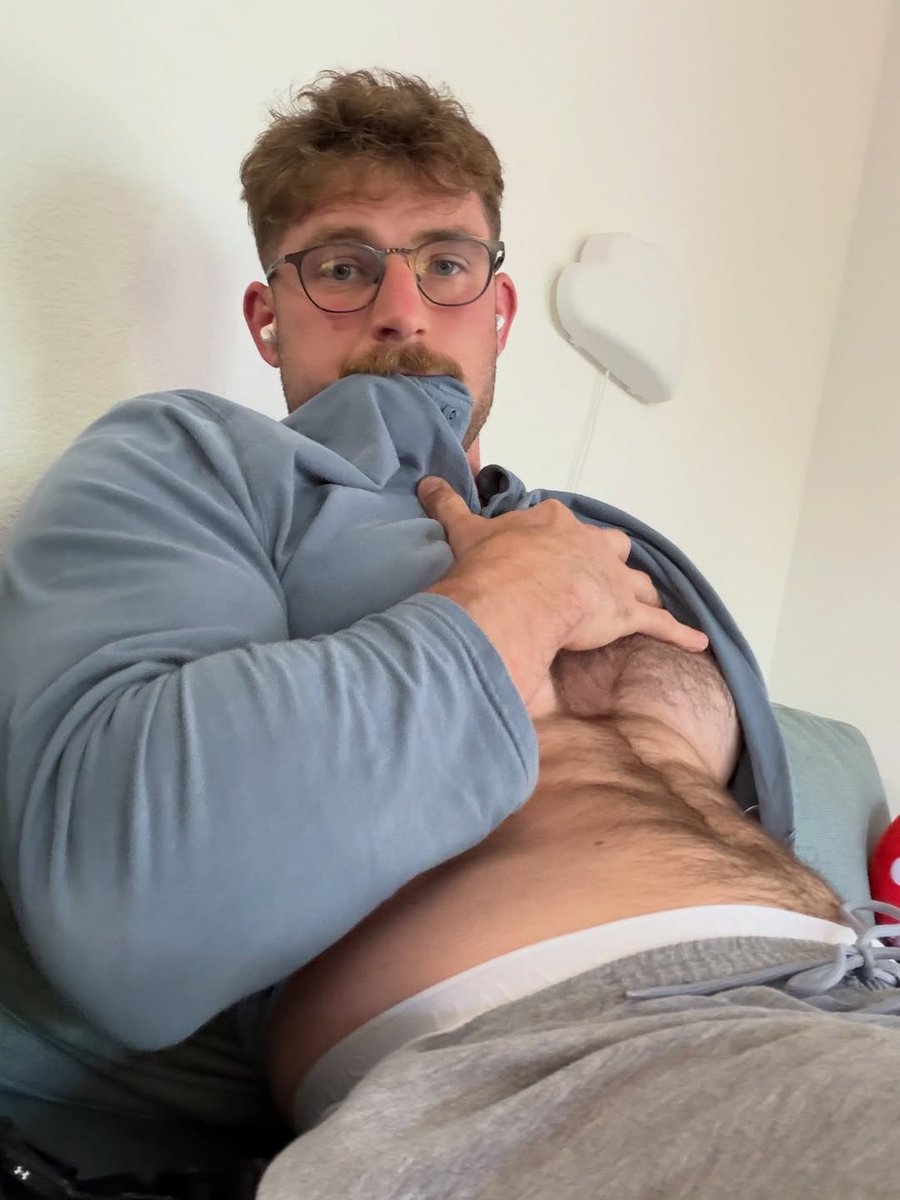 Clark_pb01's tweet photo. Pecs just for you😘.... #daddy #pecs #abs #hairy #muscledaddy #bodybuilder #viral #fyp https://t.co/4bQrfiaFZz