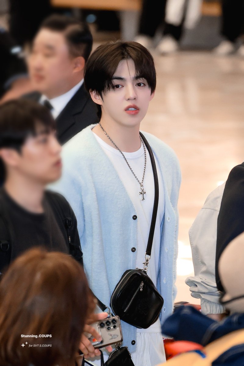 Stunning.COUPS tweet media