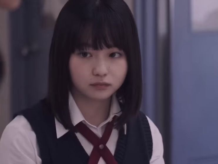 blanche_12232's tweet photo. 不貞腐れた顔が似合う童顔でふわふわしてそうな肌で色白で丸顔で黒髪で
そんなに喋るわけじゃなくて
でも大人びてる女の子が好き💭 https://t.co/Sg6DPjw1Om