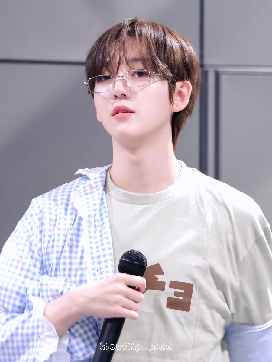 🐰💙 tweet media