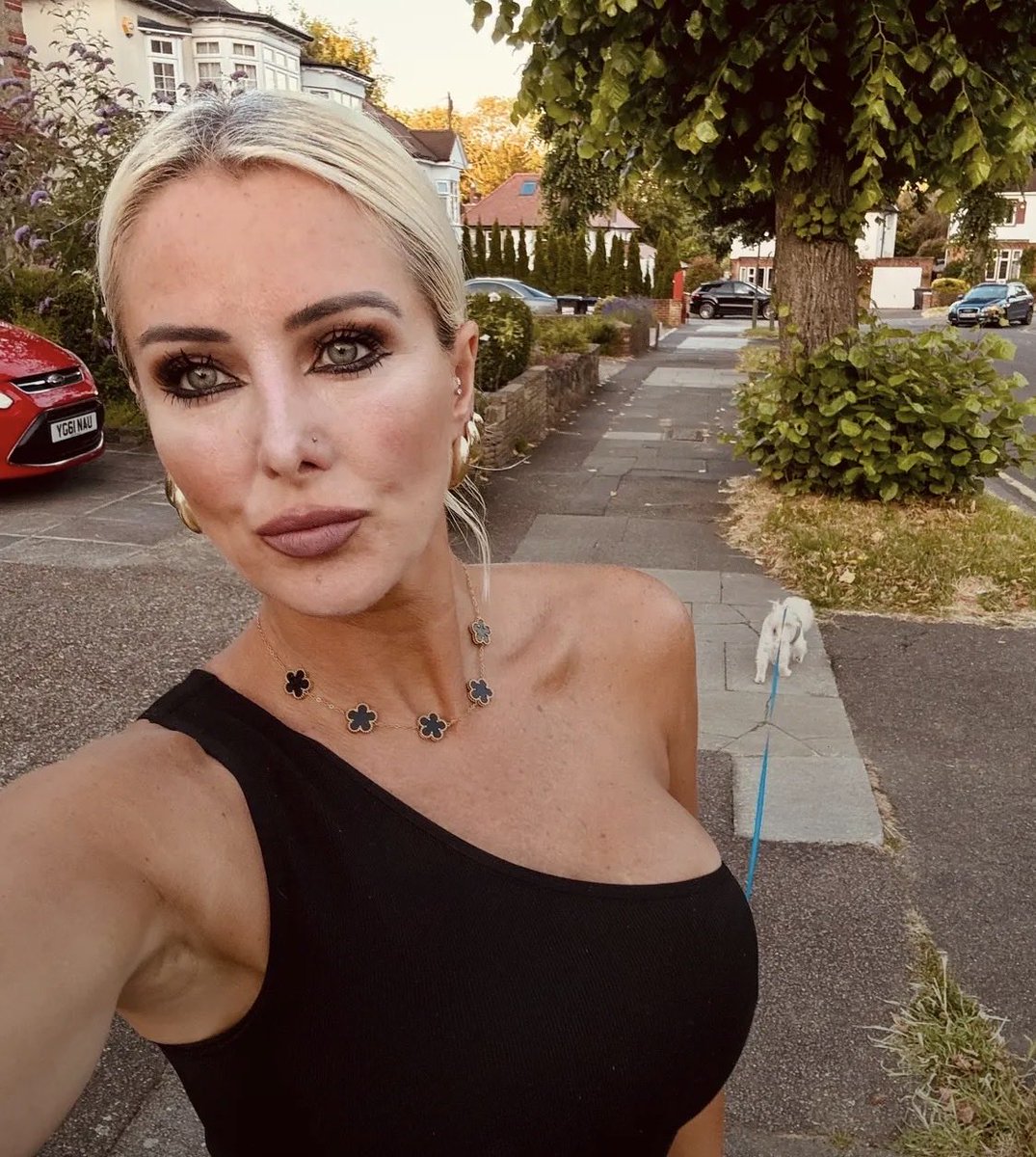 Emma tweet media