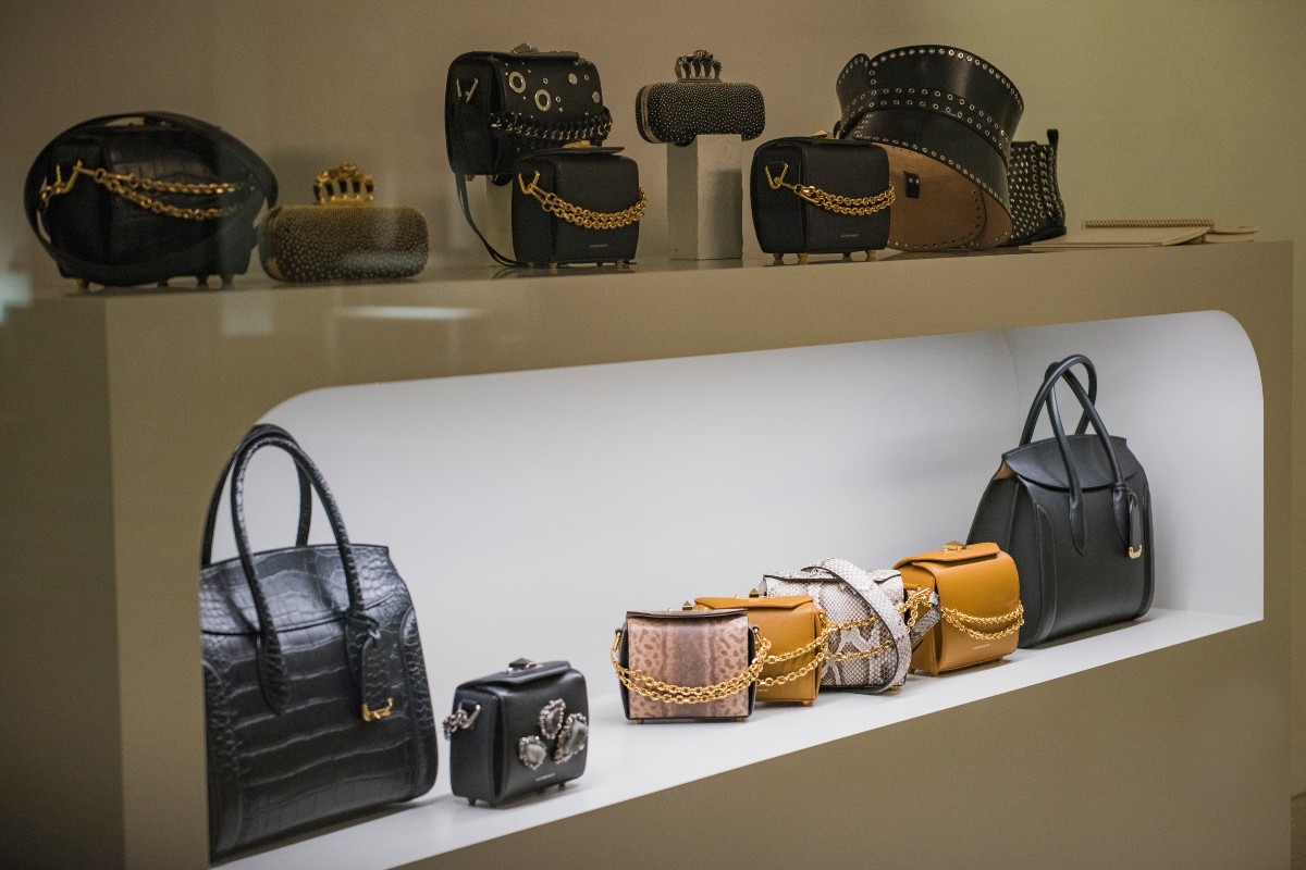 International Leather Maker tweet media