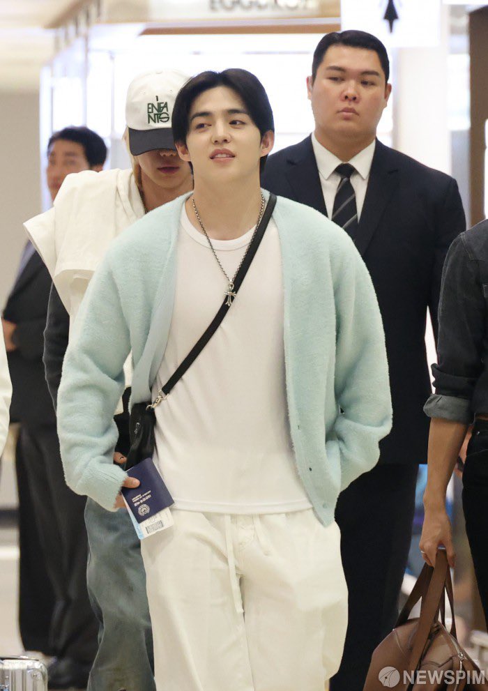 WHY IS HE SO BROAD ??????