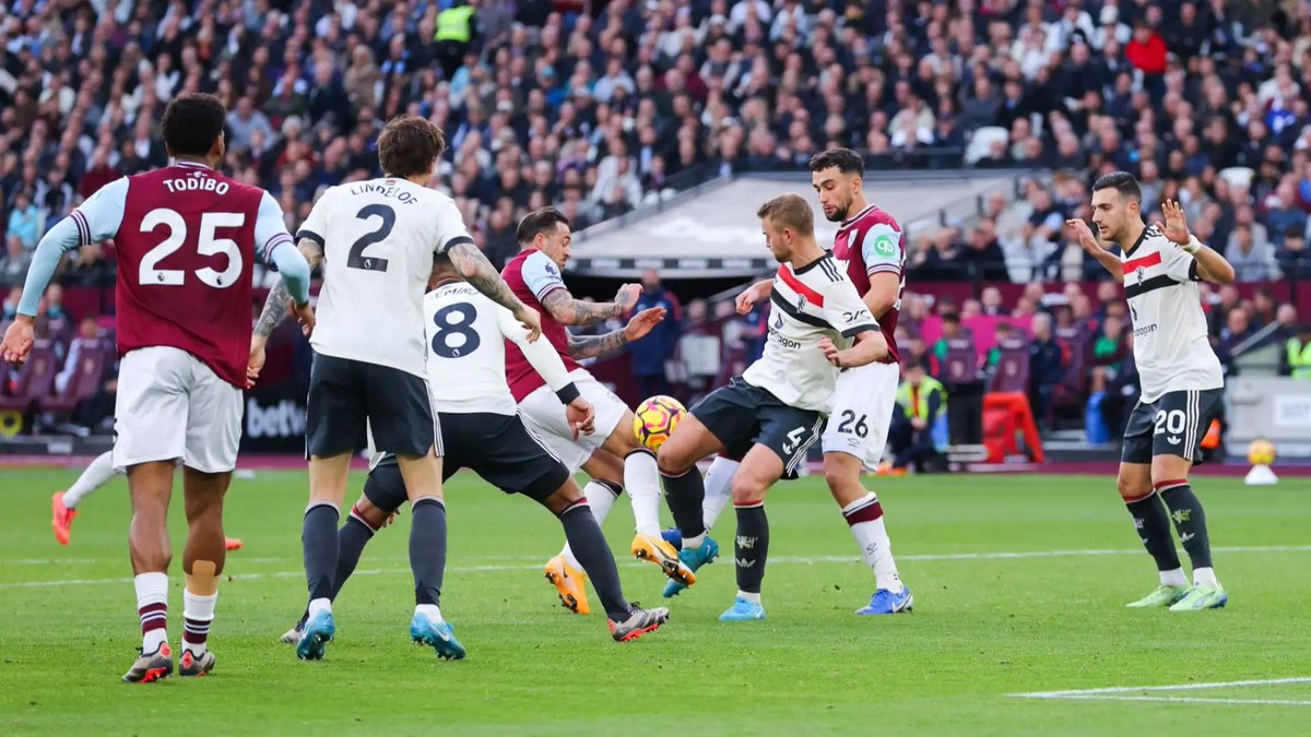 Leengarambe's tweet photo. @BBCMOTD KARMA....... https://t.co/bpeM0Cc9yS
