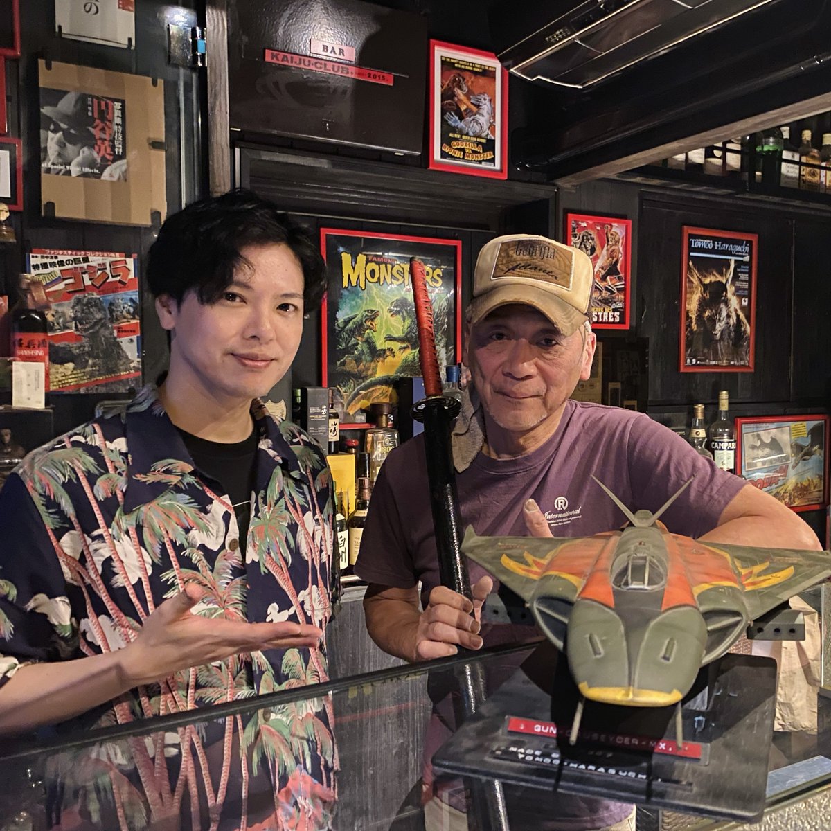 TakahashiHyouri's tweet photo. 平成climax展、
原口智生さんにお借りした星斬丸、ガンクルセイダーMXをお返ししてきました。

貴重な展示が実現したのは、原口さんのおかげ。
ありがとうございました！
#平成クライマックス展
#ウルトラマンメビウス https://t.co/pTZorY4VZA