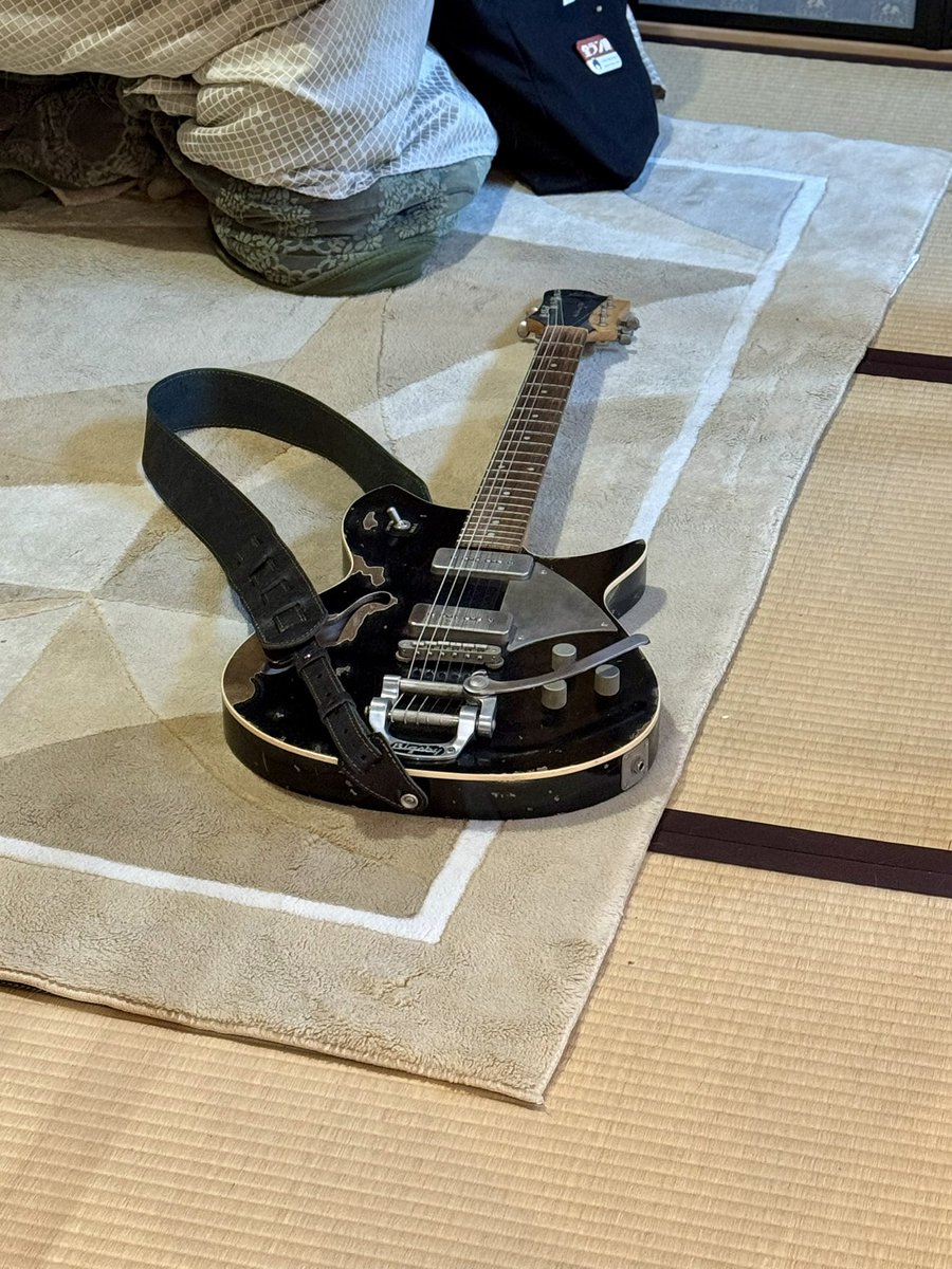 genya____'s tweet photo. Fano RB6T 平置きしてると激かっこいい

新たな気づき！
フルフラットだからこそのメカ感あるね https://t.co/IMZX7gtJKI