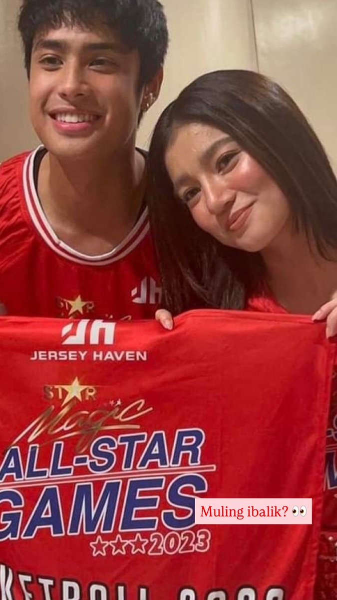 marmaladepen's tweet photo. #DonBelle AU Prompt 📝

One intrams photo made everyone ship Mikay and basketball captain Andy— until he ghosted her before SHS started.

Fast forward to 1st year college: Mikay walks into university and sees Andy again— like he didn’t disappear on her at all. What now? https://t.co/LqMk6B0i01