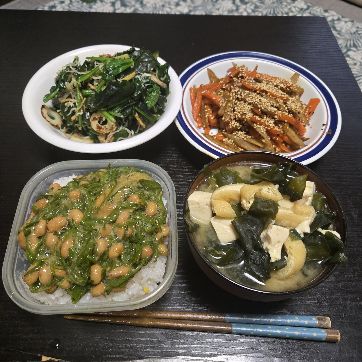 よったちゃん 今夜の夕飯🌃🍴です。 明日も仕事📝頑張ります✊‼️