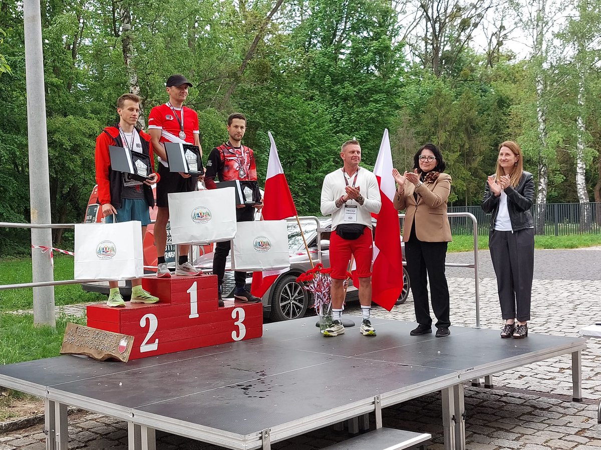 POW_Central's tweet photo. Emotions, sport and remembrance. On Saturday, the 1st Freedom Run in the Footsteps of #POWs took place in front of the #Museum in Łambinowice. The route led through the National Memorial Site, combining the celebration of running with reflection on history. https://t.co/f16YHeqigx