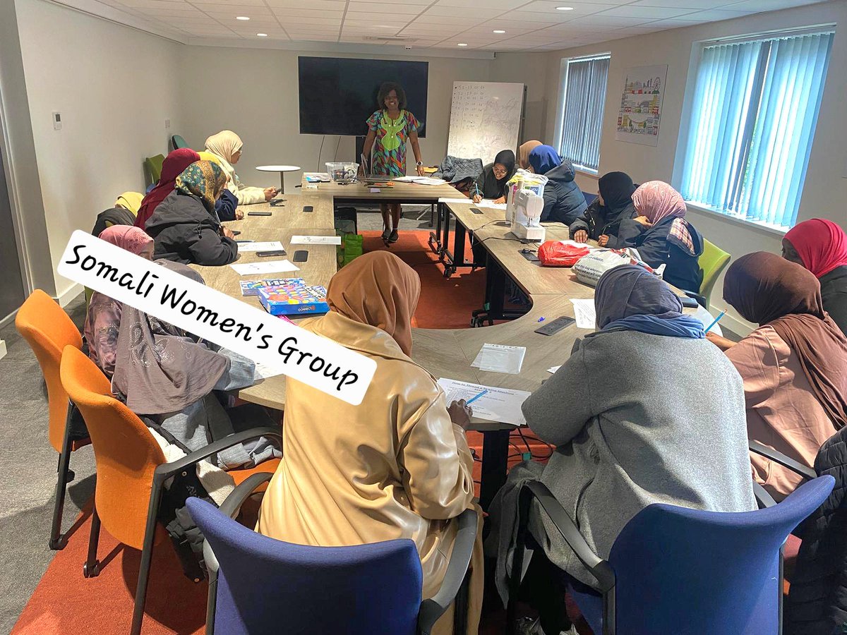 KennyUmeh's tweet photo. Last week, with the Somali ladies group. The ladies were excited to learn new sewing skills while involving in #ClimateAction. #reducetextilewaste #skills #reuse #upcycle #refashion #climatechange #SustainableFashion #community #wellbeing @MCCMossSide @ManCityCouncil https://t.co/8fPrJzQwVf