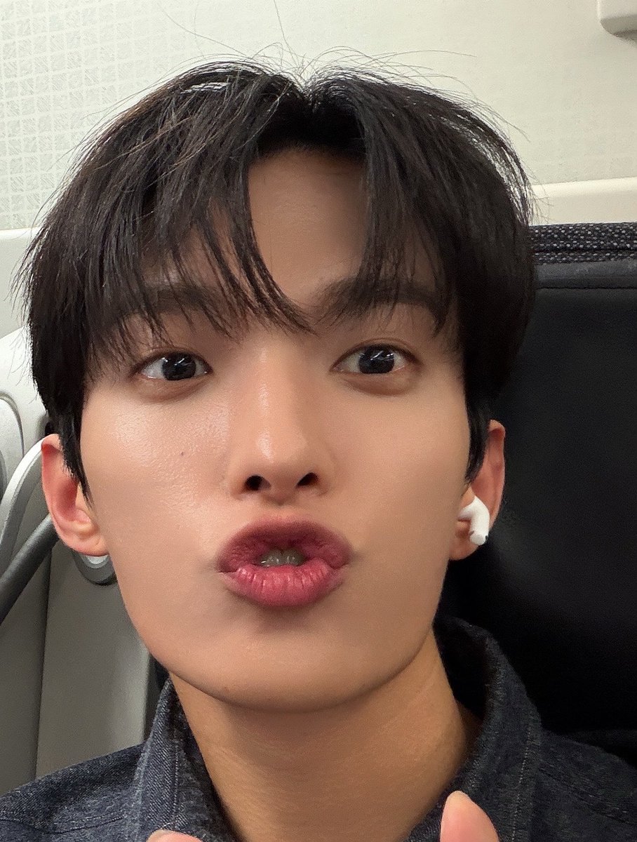 Tia | 𝗥𝗢𝗖𝗞𝗦𝗧𝗔𝗥 🌻 tweet media