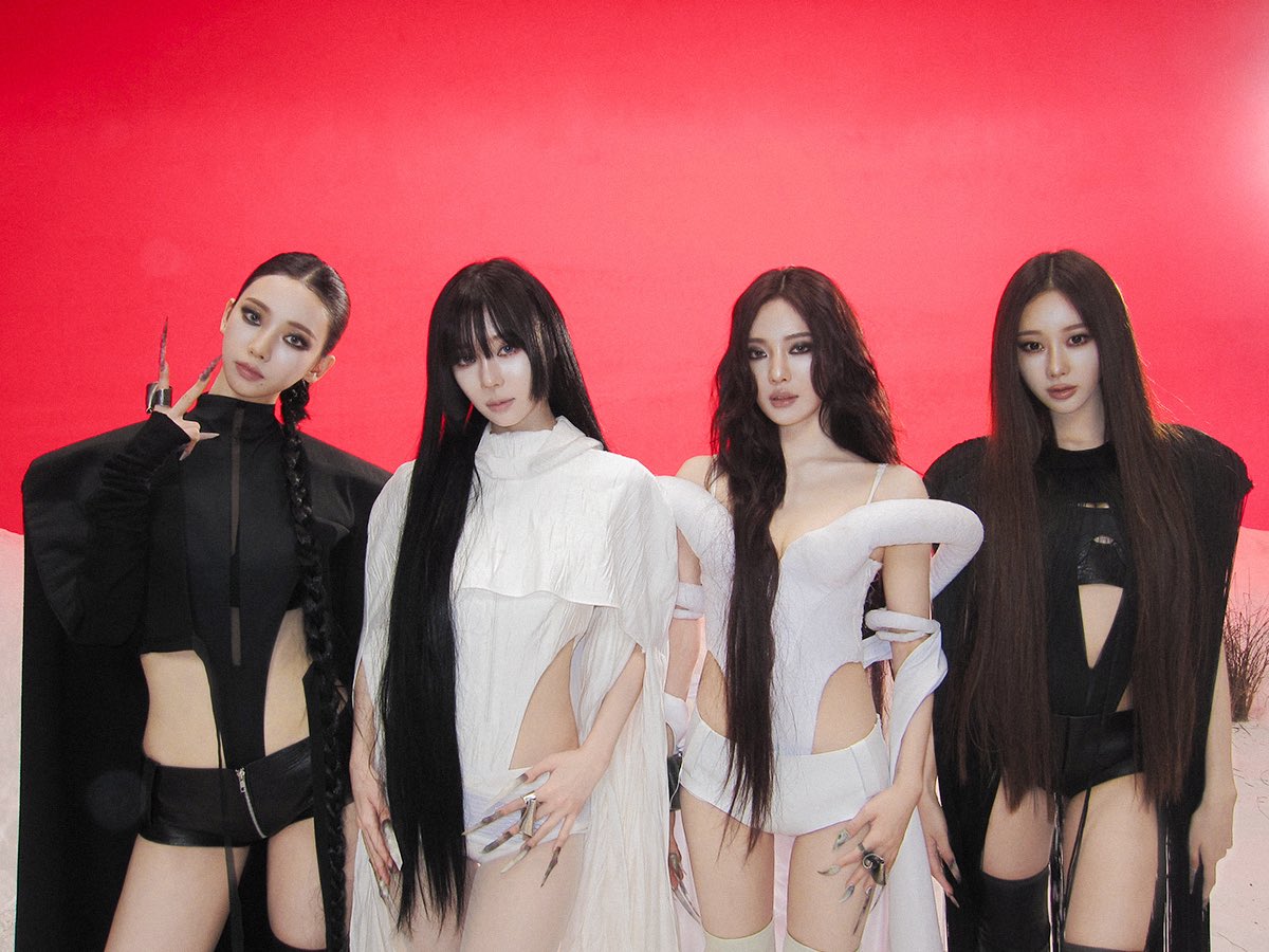 ‎ ⓘ. 𝖠͟𝖤͟𝖲͟𝖫͟𝖮͟, 네명의_아가씨! 👛♡ tweet media