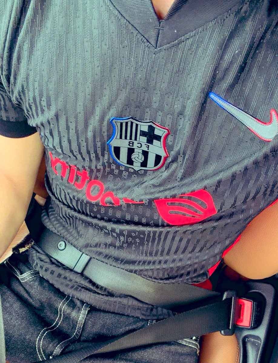 luv3nes's tweet photo. visca barca y visca catalonia. https://t.co/yPBY3zgiWL