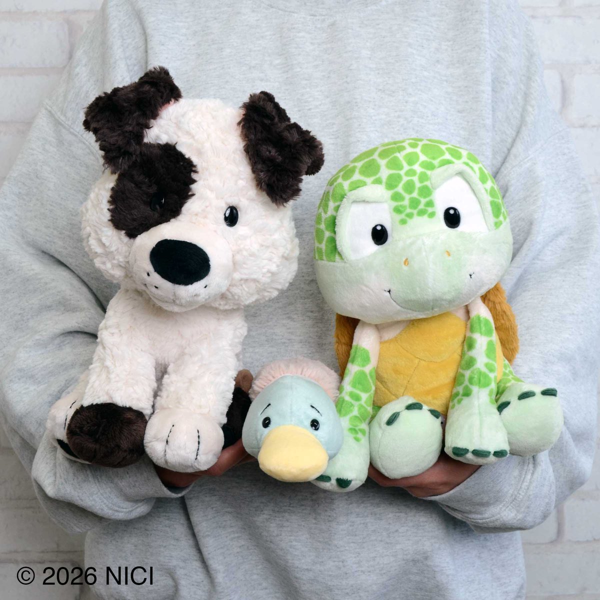 NICIJAPAN's tweet photo. \📢.5月新商品発売のお知らせ/ 
5/18 18時～NICI Homiesシリーズが発売いたします！🐶
オスワリをした姿のぬいぐるみは寄り添ってくれるようでとってもかわいらしいです💖
是非アントレスクエアや店頭にてチェックしてくださいね！！ https://t.co/ckwegfjwaA