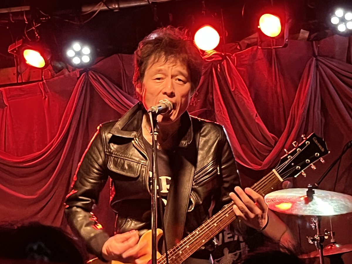 drmneon's tweet photo. 昨夜のTHE BROKEN HEARTS!!!! https://t.co/CHlQBy5gX4