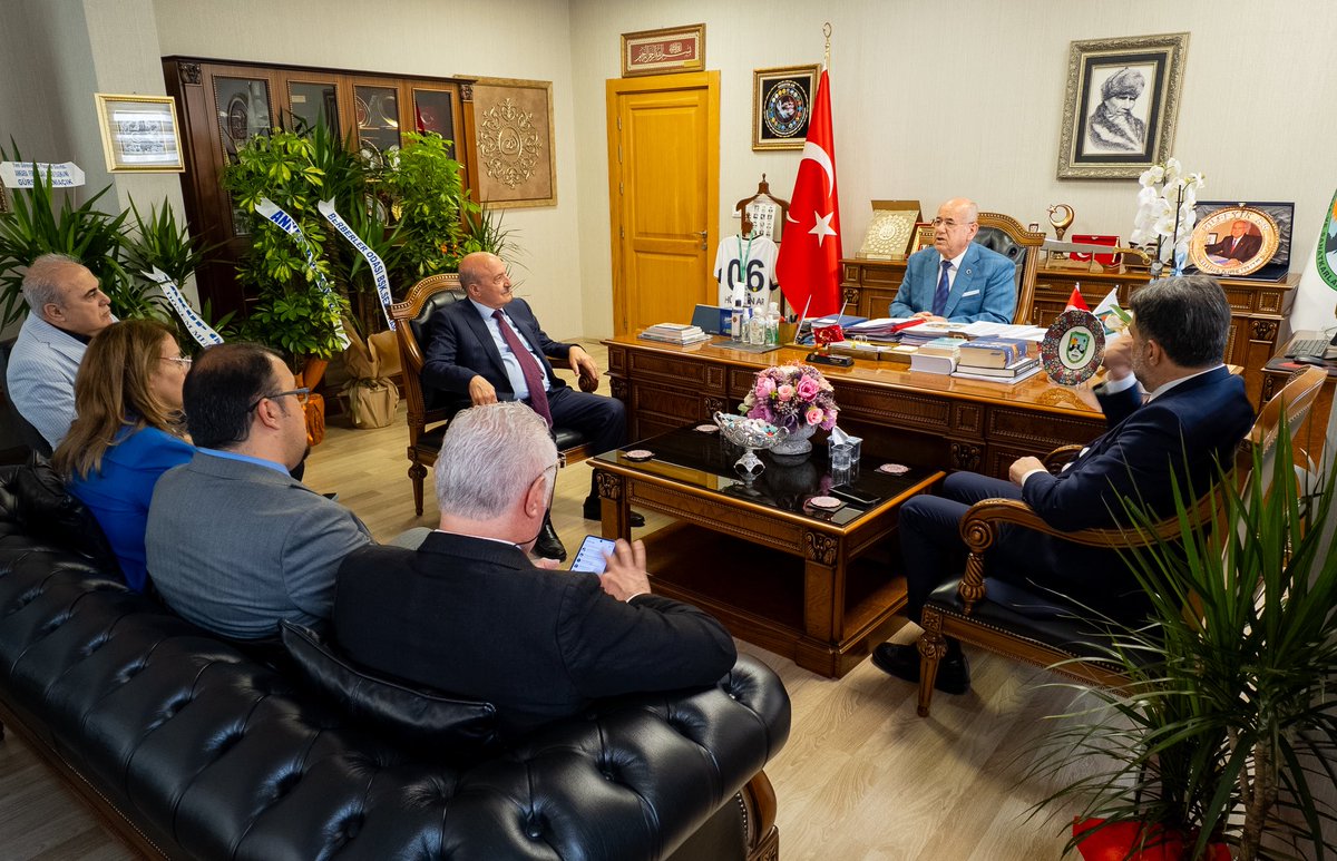 ankesob's tweet photo. Ankara Kent Konseyi Başkanı Sayın Halil İbrahim Yılmaz ve beraberindeki heyeti ANKESOB’da ağırladık.

45. Olağan Genel Kurulumuzun ardından gerçekleştirdikleri hayırlı olsun ziyareti ve iyi dilekleri dolayısıyla kendilerine teşekkür ediyoruz. https://t.co/Zqth1JpPzc