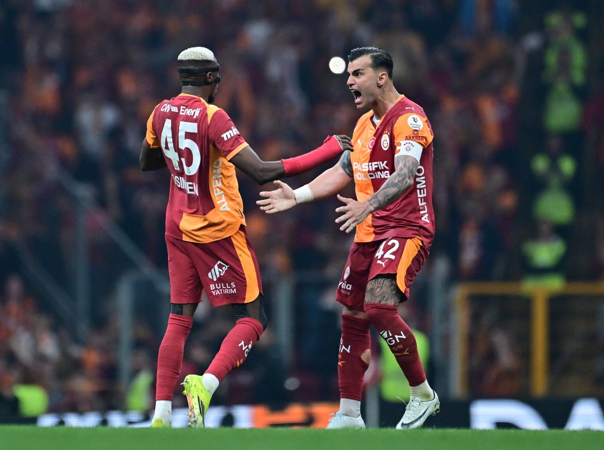 ultrAslan tweet media