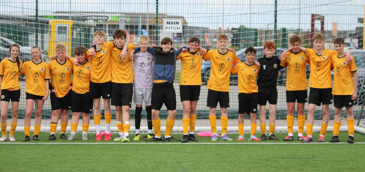 BUCFC's tweet photo. U14 Ambers 3-0 Ketton Sports 
The team was outstanding - moved the ball with purpose, played with confidence and showed exactly what we are capable of. Creating chance after chance, despite our dominance, the ball wouldn’t find the back of the net in the first half.
1/4 https://t.co/VLUCcCxWev