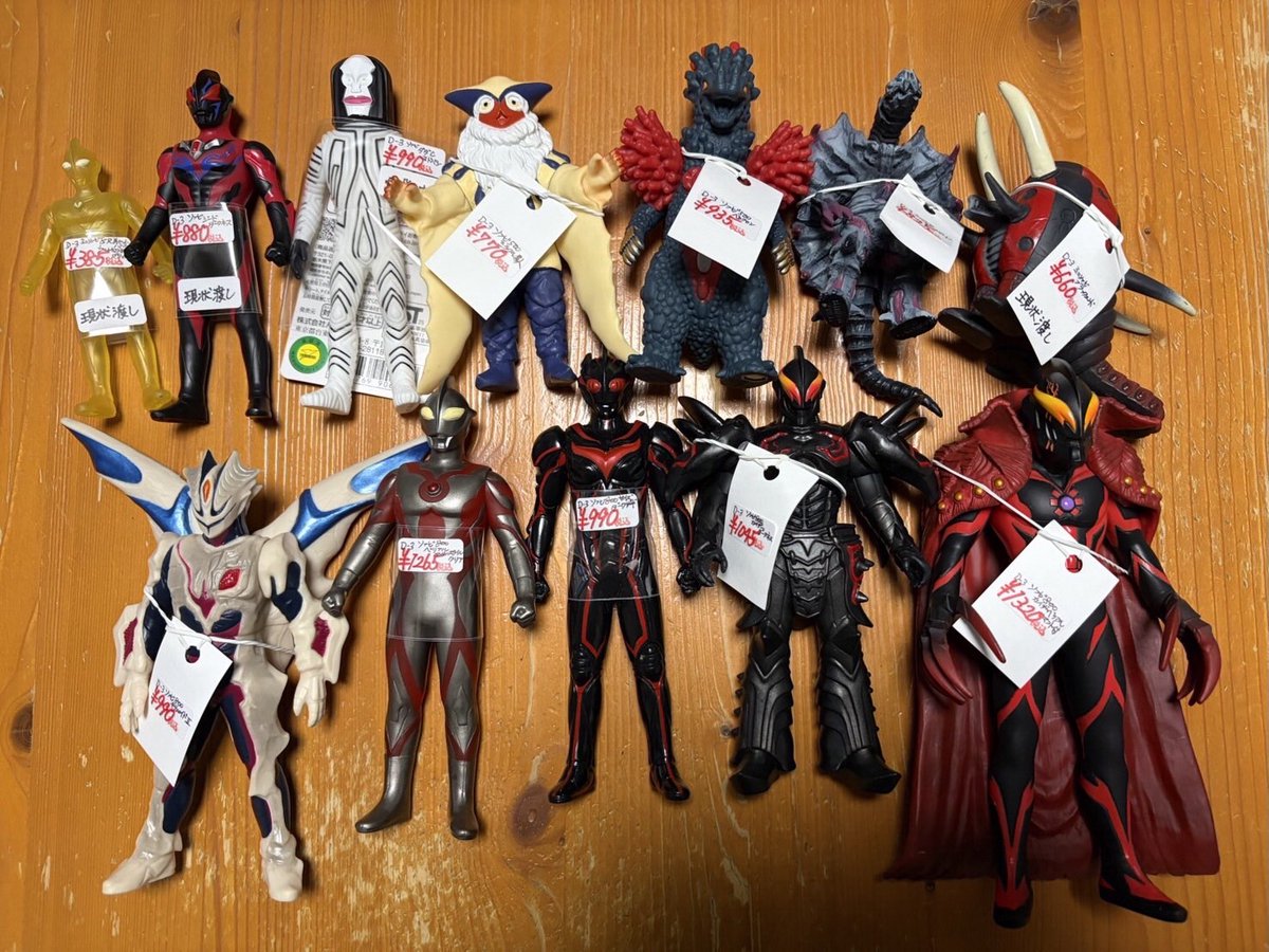 ☆D3ケースに入荷しました！！ ウルトラ怪獣/ウルトラマン ソフビ