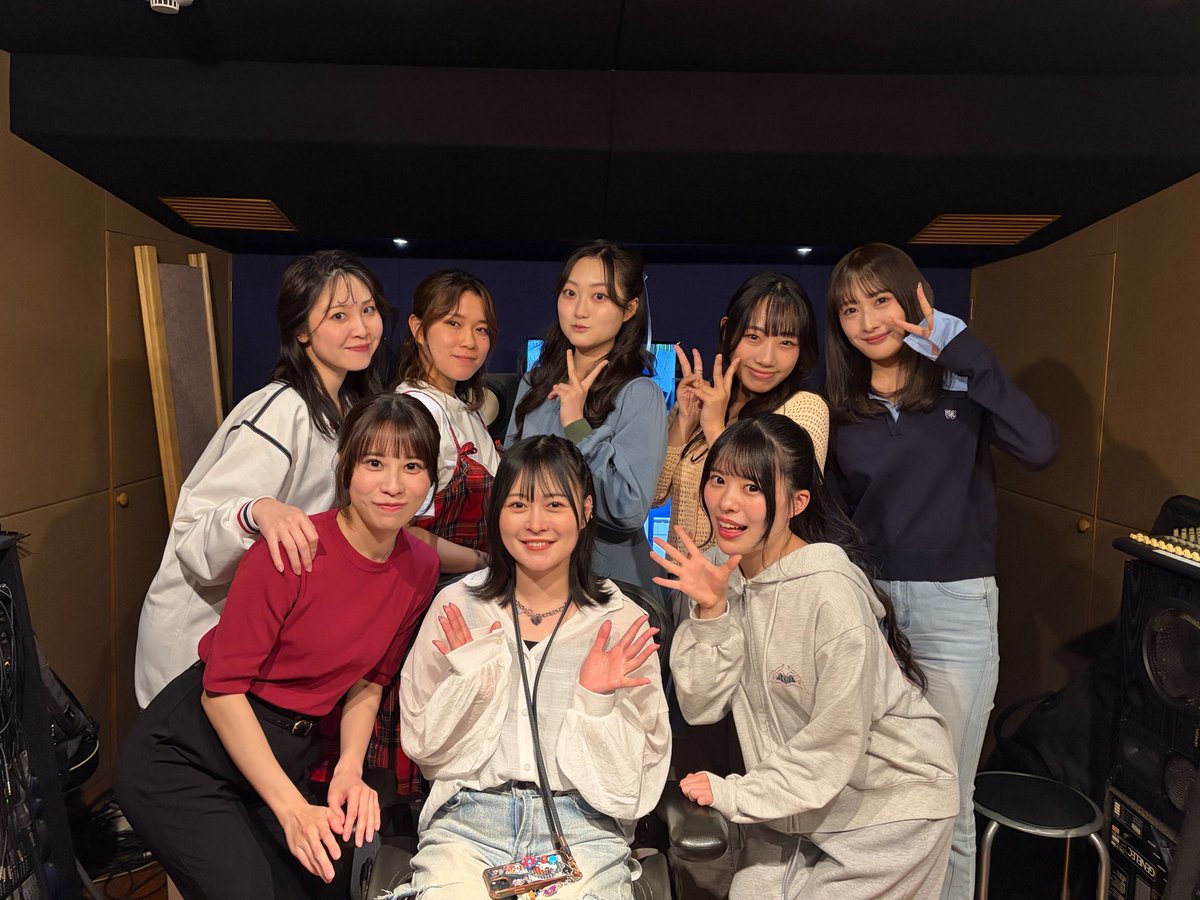 峯菜里亜 tweet media