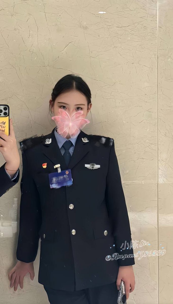 也有想过忠于人民，忠于党的，可是下了班，我也只是个有欲望的小女人罢了... https://t.co/R41xfYEghw