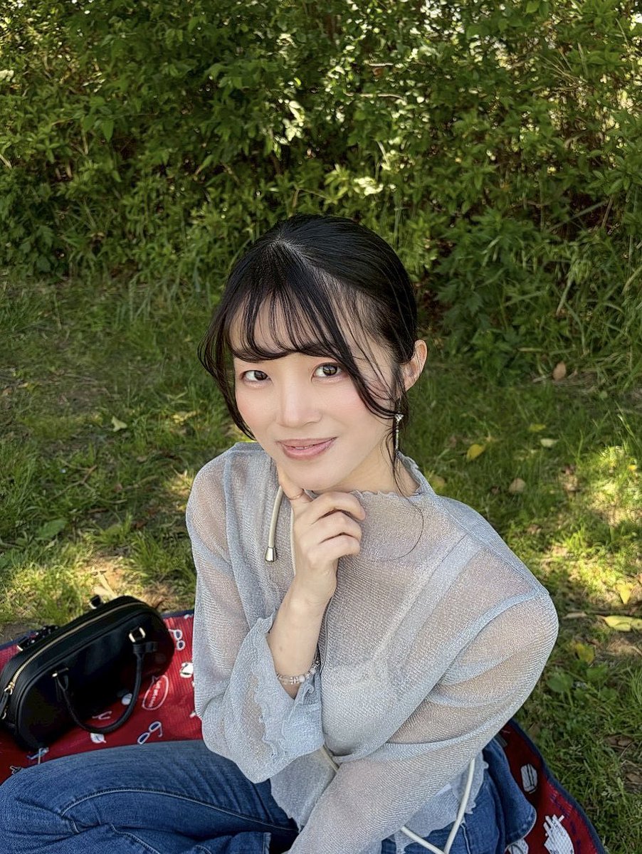 ピクニック☀

#グラビア #いいなと思ったらRPといいね