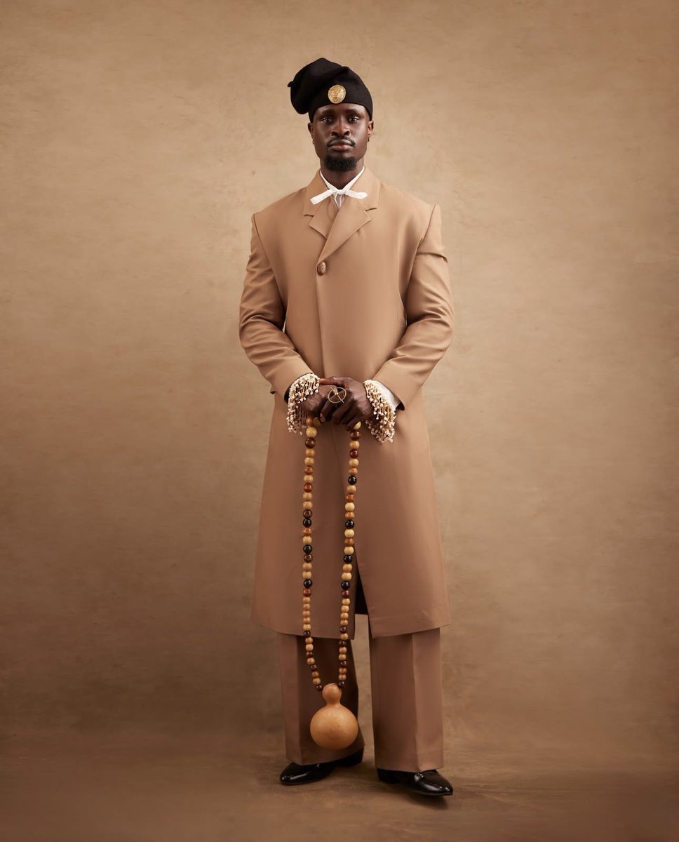 kiingdaviids's tweet photo. #amvca12 #kiingdaviids https://t.co/LbPtQmTXlU