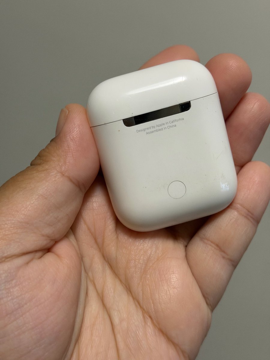 mijigo4's tweet photo. #ส่งต่อแอร์พอตส่งต่อ #airpod2 
700รวมส่ง นัดรับคลอง1รังสิต
มีกล่อง+สายชาจ+เคส
ฟังได้ปกติแบตไม่เสื่อม
#ส่งต่อairpod #ส่งต่อแอร์พอต #แอร์พอต #หูฟังไอโฟน #ส่งต่อairpods #airpodมือสอง #airpodมือ2 https://t.co/NGwZo9vpGU