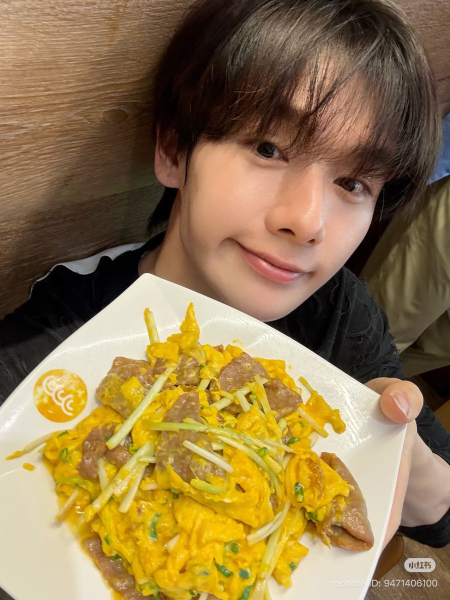 minniecloverr's tweet photo. น้องนายมาลงรูปใน xhs ค่ะ ~ นุ่มฟูมาก 🥹🤏

🍓https://t.co/Q47qugRQQB 

#นายท่านกรชิต #GaoQingchen #高卿尘 https://t.co/JZBZ8po5vN