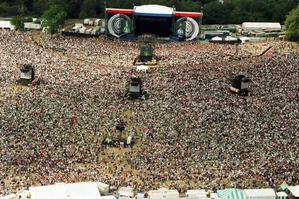 Oasis Mania tweet media