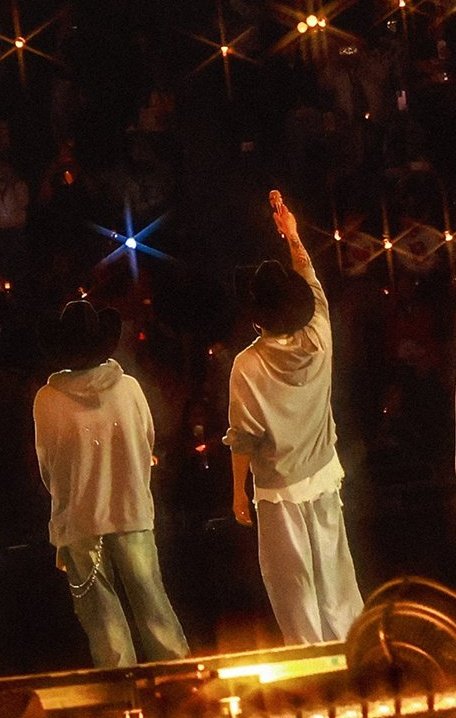 YK_937's tweet photo. ๐ฑ๐ฐ 260510
Sugakookie moment with BTS World Tour "ARIRANG" in Mexico (D3)
#Yoonkook #Candycp๐ฌ #SugaKookie #SUGA #JUNGKOOK #BTS_ARIRANG_TOUR #BTS_ARIRANG_in_MEXICO
#BTS_WORLDTOUR_ARIRANG https://t.co/6KfNT69vde