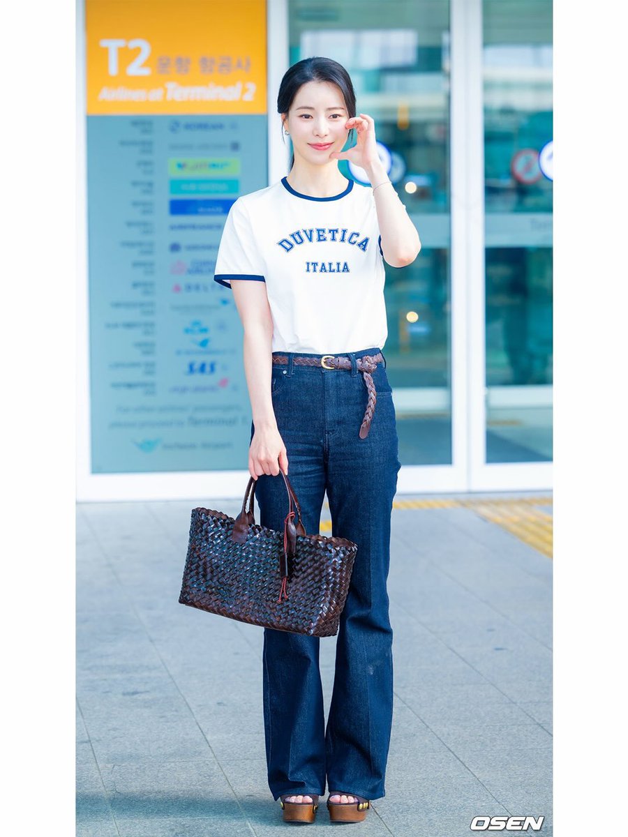 lim jiyeon 📸 tweet media