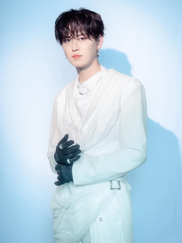 bccouture1991's tweet photo. with JO1

JO1DER SHOW 2026 'EIEN'

@official_jo1

Co-work With Stylist  임설이, 이재희 실장님

#JO1 #제이오원 #무대의상제작 #비씨꾸뜨르 #bccouture #Sho #Ren #Ruki #Junki #Keigo #Takumi #Syoya #Sky #Mamehara #스타일리스트 #의상디자인  #kpop #아이돌의상 #광고의상제작 #의상제작 https://t.co/OjtchQS13z