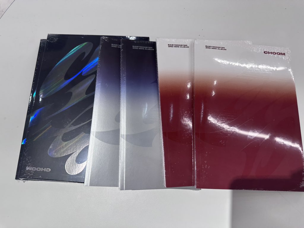 베이비몬스터 베몬 춤 미개봉 앨범 양도 
Wts babymonster choom unopened/sealed album

33000won/1set=3pcs
+ shipping

On hand / ready stock ✅ 

Korean bank/wise ⭕️