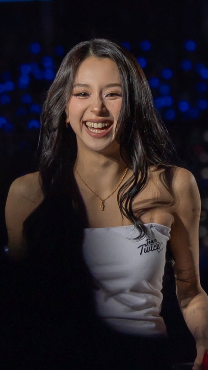 TWICE life tweet media