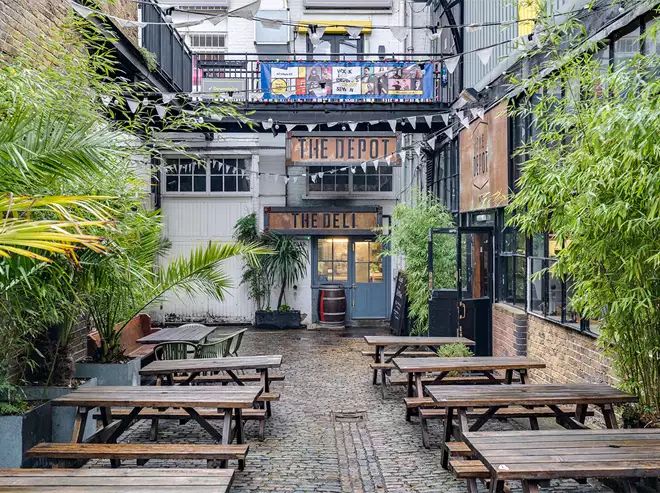 OfficeHunt1's tweet photo. Explore the beautiful office spaces for rent in #Islington .Contact office Hunt for more information! #officetolet #officesearch #virtualoffice #commercialrealestate #officespace #privateoffice #officehunt #London #uk #businesscenter #servicedoffice https://t.co/0FOVIgCypD