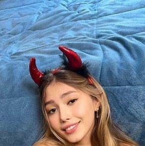 Sophie Jane tweet media