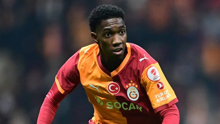 Sevdamız Galatasaray tweet media