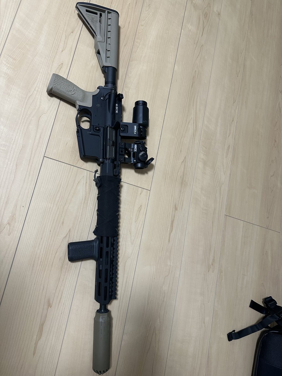 ittigooo11's tweet photo. サバゲー行けないからGW中は軍拡して、ターミナルリストbcmからツートンカラーへ https://t.co/wfIh7cn30Q