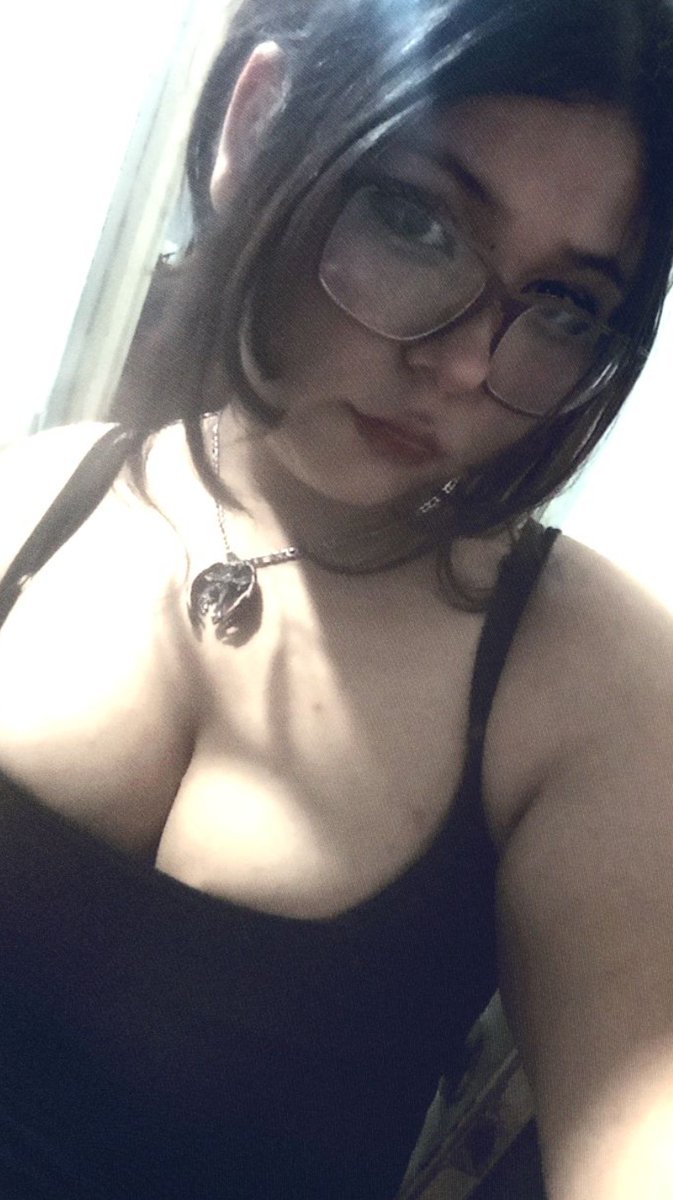 qthfgjk24877's tweet photo. #edw subiendo mi proceso de gorda asquerosa repugnante a pesar 59 y ser linda https://t.co/MdqYP1Yj5K