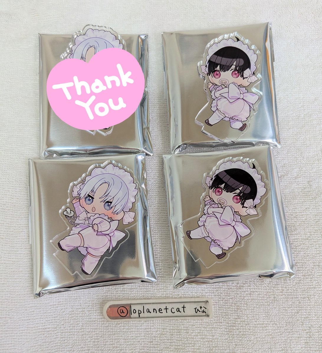 loplanetcat's tweet photo. 【交換】コウキ。先生 　制服、深夜2時。　I♡歌舞伎町
 and GALLERY Collaboration Cafe 

【譲】画像1枚目（令，和）

【求】画像2枚目♥マークのもの
月王優先で探しています。

郵送での交換。
検索からでもお気軽にお声掛けください。 https://t.co/4Iw0JZ4clE