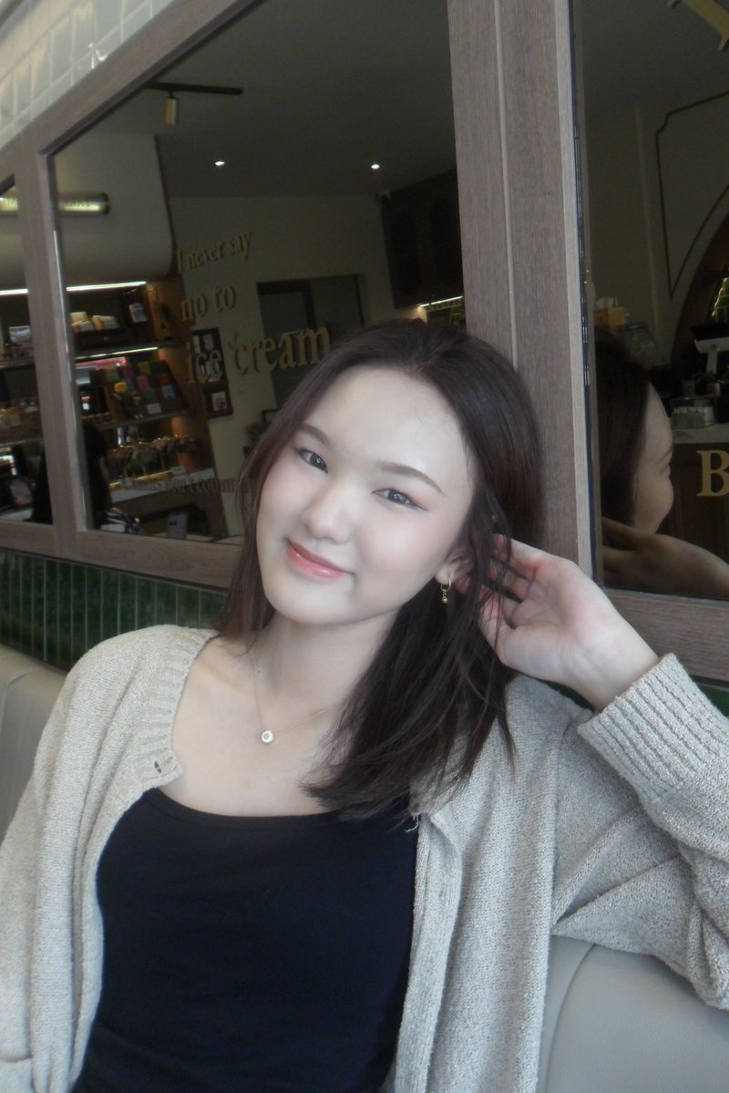 jอlly จูn ✿꙳ tweet media