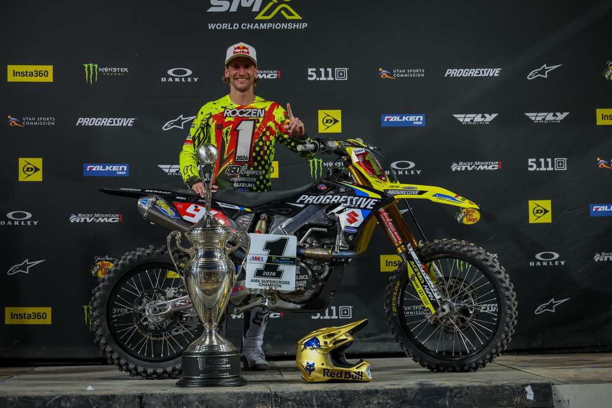 SuzukiMotoES's tweet photo. 🙌 ¡Qué historia la de Ken Roczen!

De tocar fondo en 2017 a alcanzar la gloria este fin de semana, conquistando el SMX World Championship 2026 en Salt Lake City. 🌎🏆

La temporada 2026 de Ken Roczen es la prueba de que rendirse nunca es una opción. 

📸 #HEPMotorsports https://t.co/H3U8lucYYj