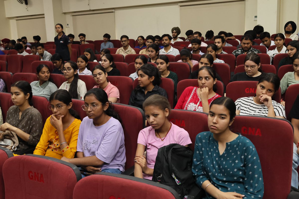 GnaUniversity's tweet photo. GNA University-Department of Computer Science &amp; Engineering successfully organized an expert talk on “Autonomous AI Agents and Multi-Agent Systems”.

#gnauniversity #highereducation #educationsector #ai #intelligentsystem #computerscience #engineering #systems https://t.co/bziUSTAv2S