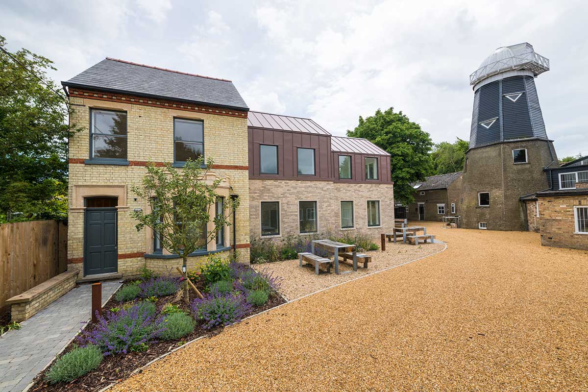 Chesterton_Mill's tweet photo. Outgrown the spare room?

Ready for something more professional (and away from the household chores)? 👀

Take a look at what’s available at the Mill https://t.co/ZD2uT9bNRF

#OfficeSpaceAvailable #Freelancers https://t.co/scMs6WzXIb